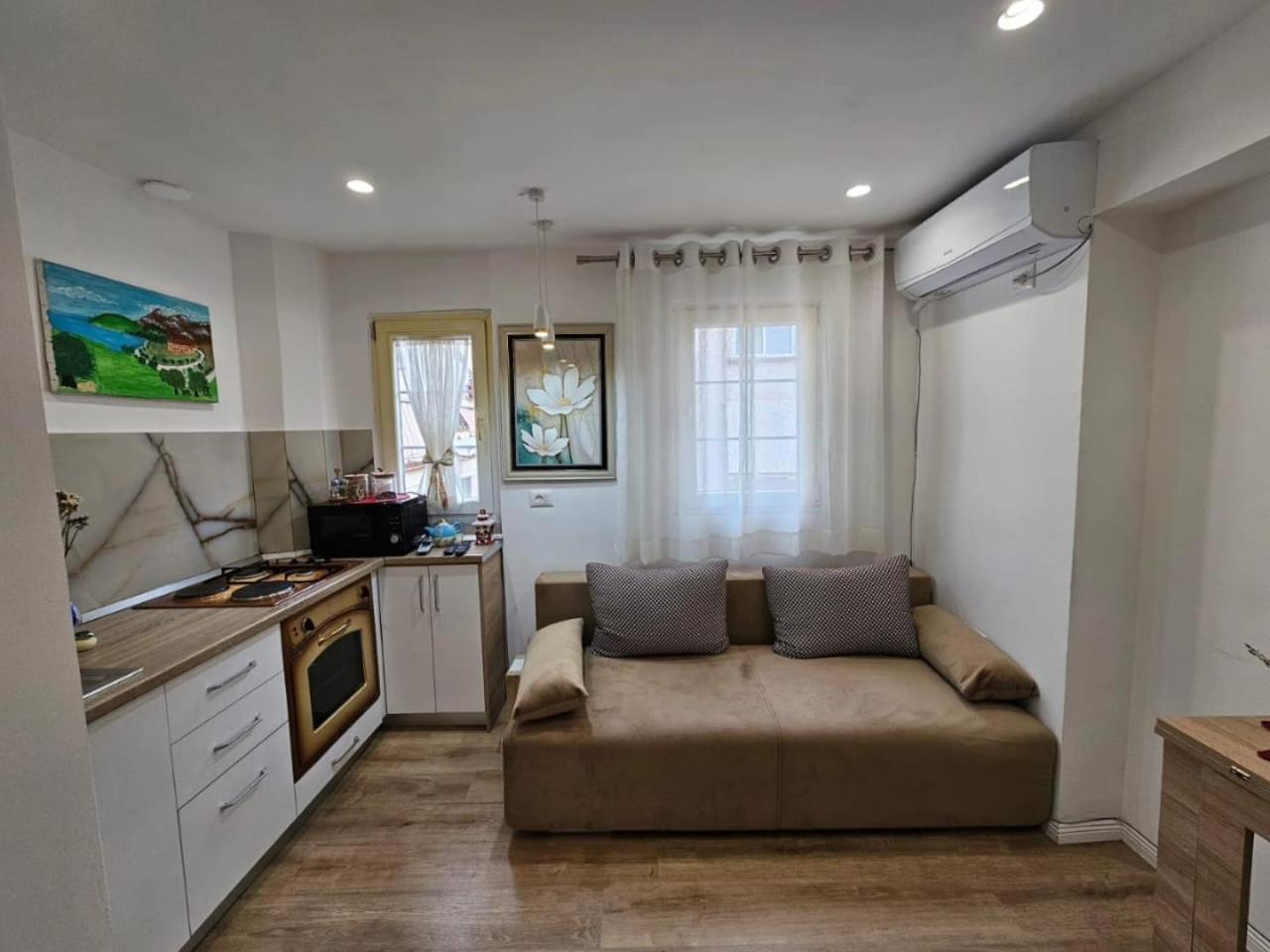Alan Apartments 4 Myslym Shyri 地拉那 外观 照片